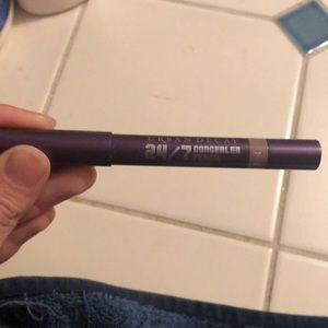 Urban Decay 24/7 concealer pencil M16